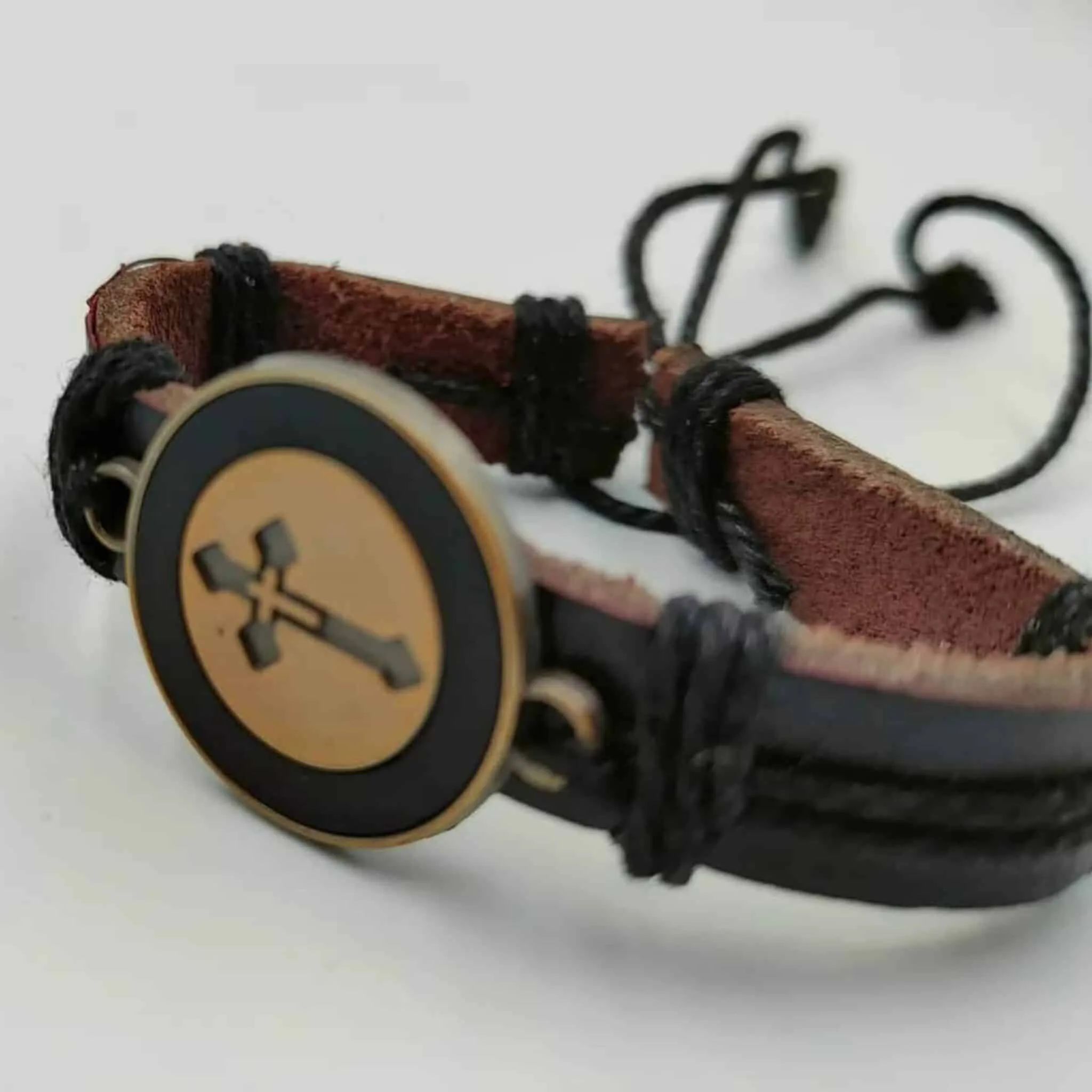 Светогорске кожне наруквице 10цм за мушкарце