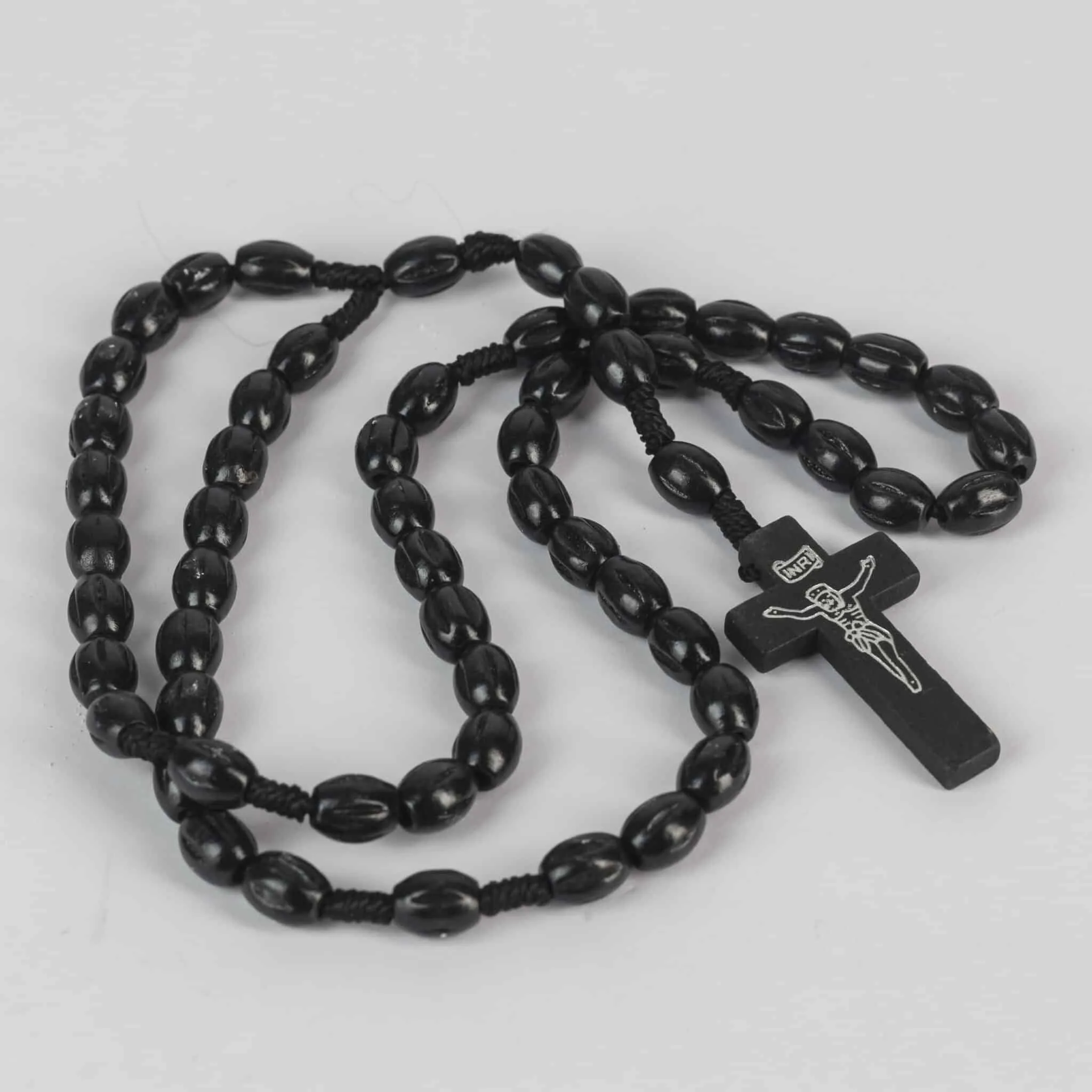 A3 medinis juodas kaklo dirželis