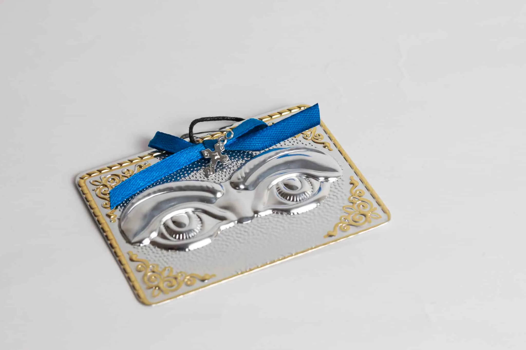 Проклете очи