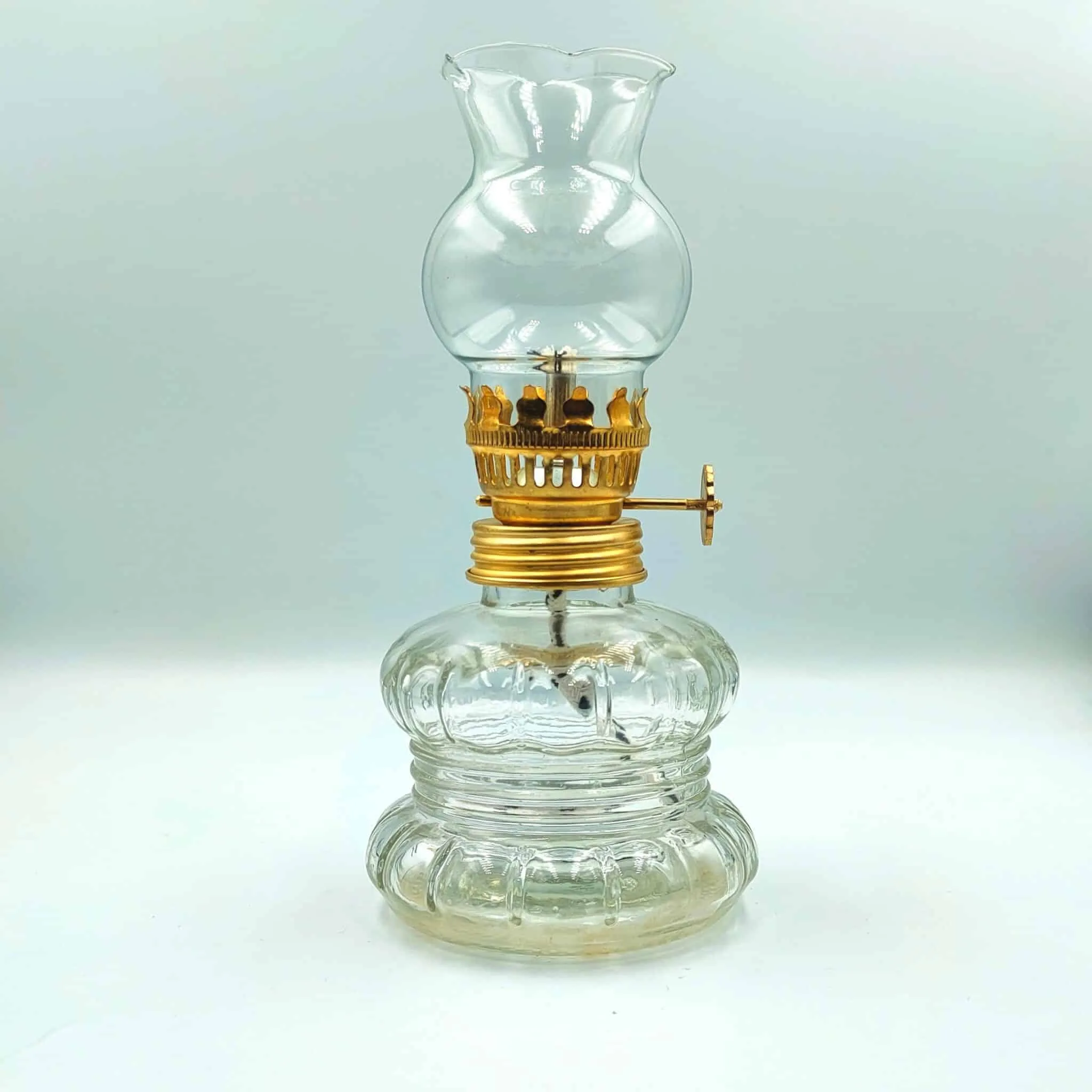 Parafinska uljana lampa 200 ml