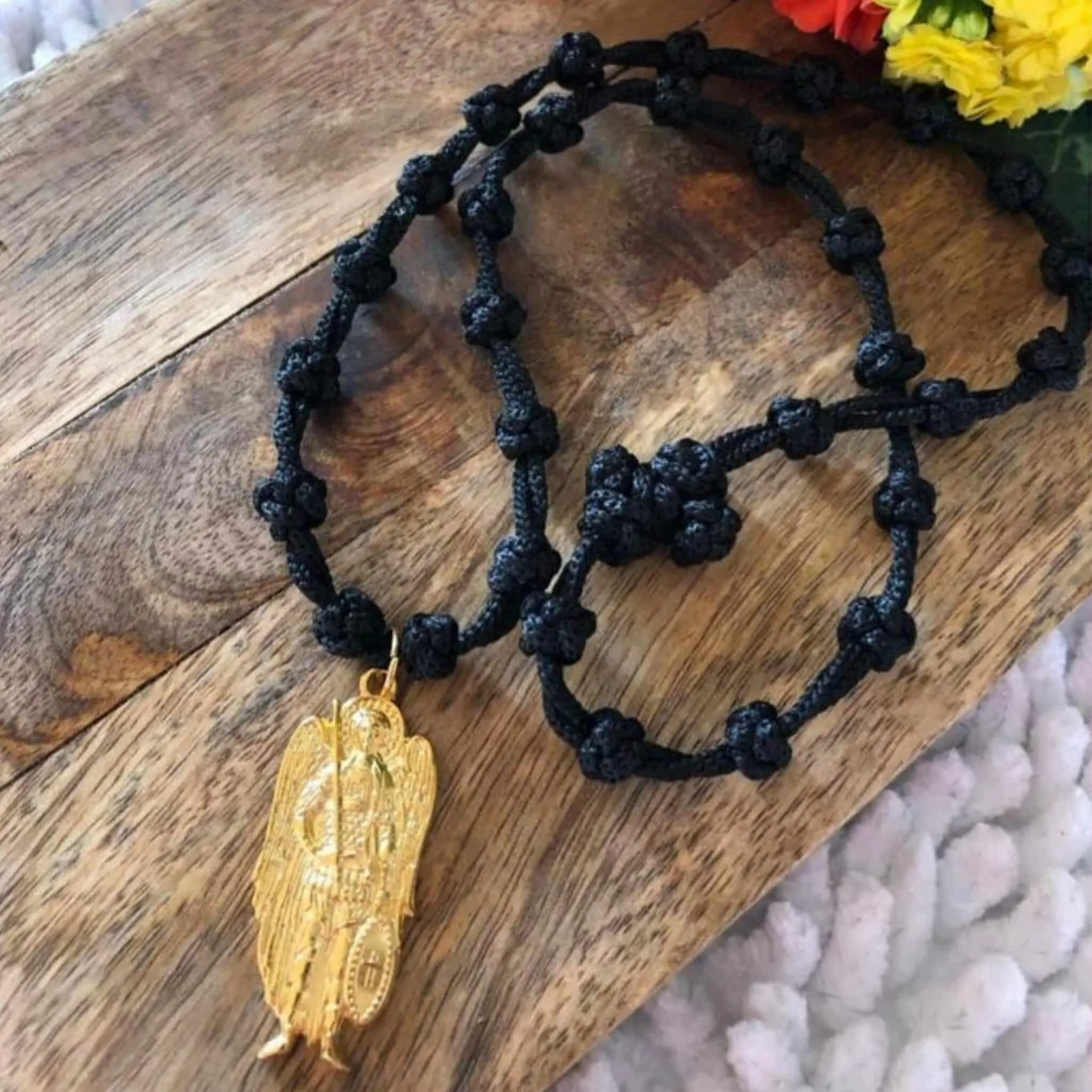 Вратни гајтан са Панормитским арханђелом Михаилом