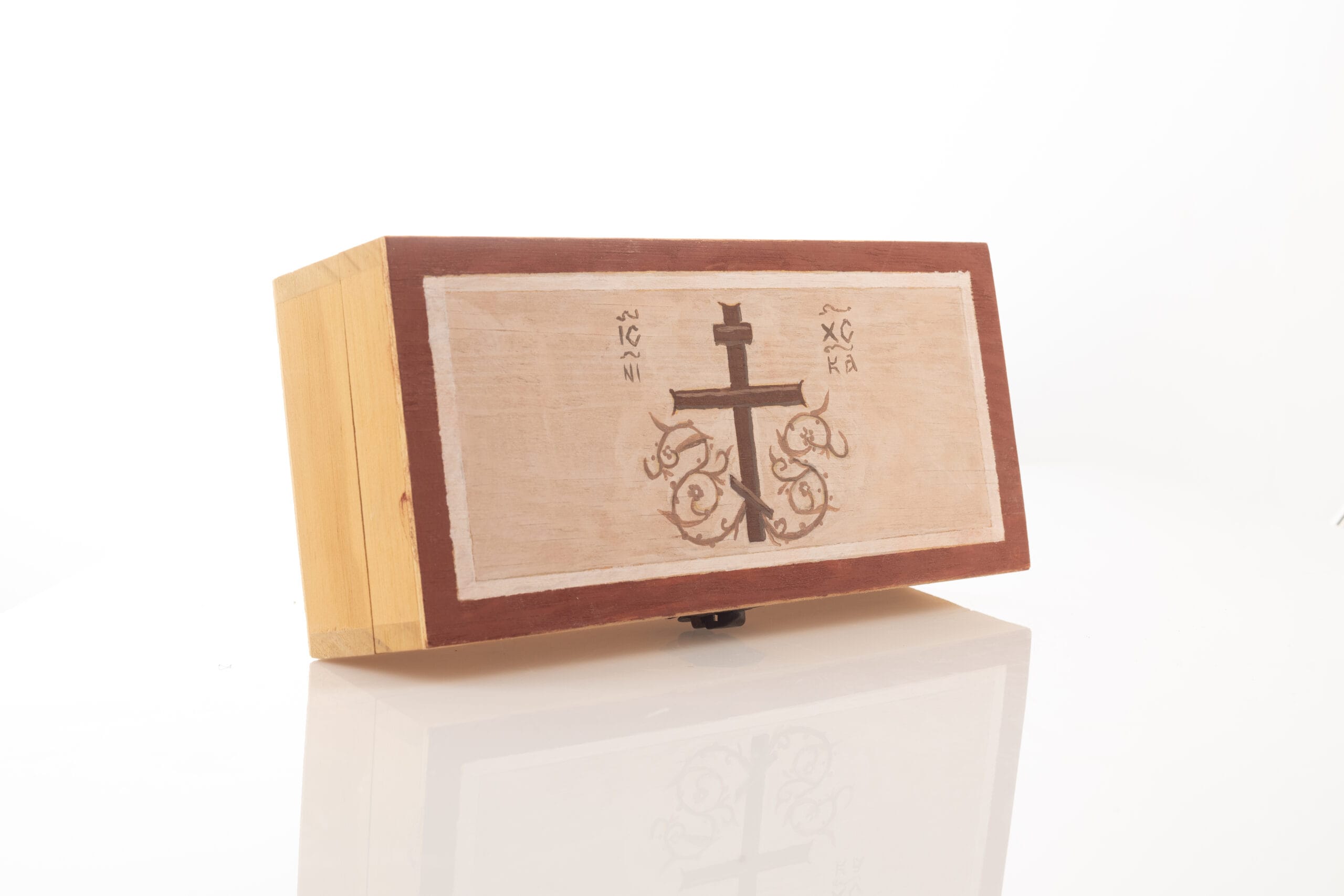 Ξύλινη Χειροποίητη Κασετίνα για Θυμίαμα - Λειτουργικότητα και Ευλάβεια