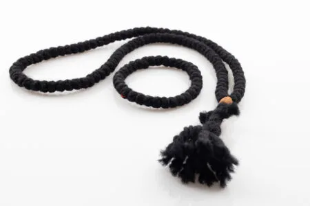 100 mazgų dirželiai